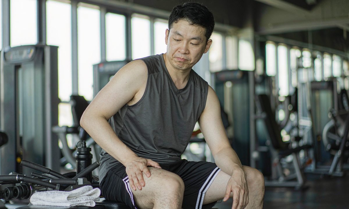 运动后肌肉酸痛正常吗？DOMS 是什么，要不要继续练