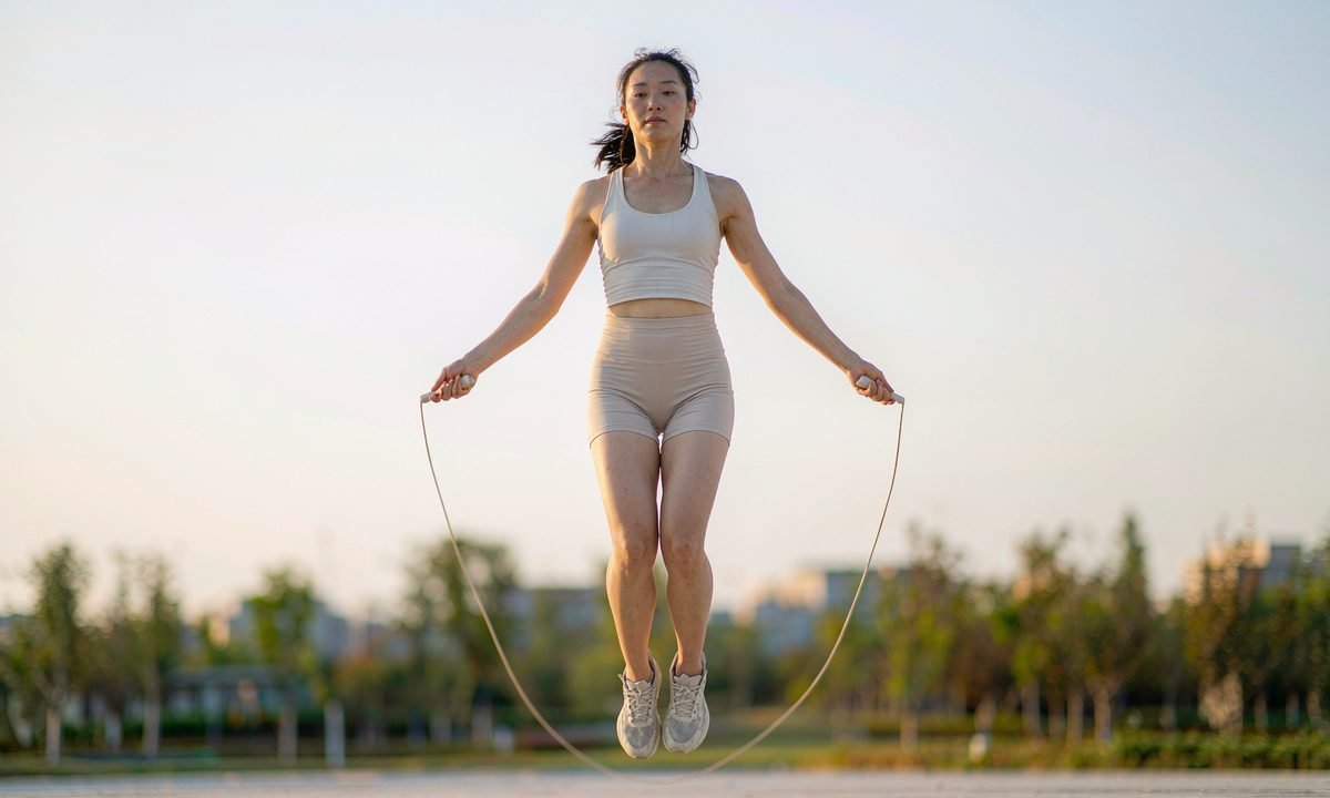 跳绳运动图鉴：10 分钟也能完成的高效有氧